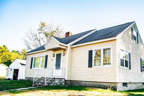 13 Douglas Street, Lisbon, ME 04252