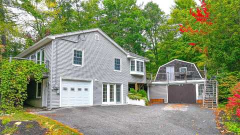 95 Harbor Road, Naples, ME 04055