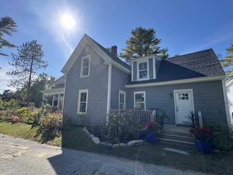 11 Pinewoods Road, Lisbon, ME 04250