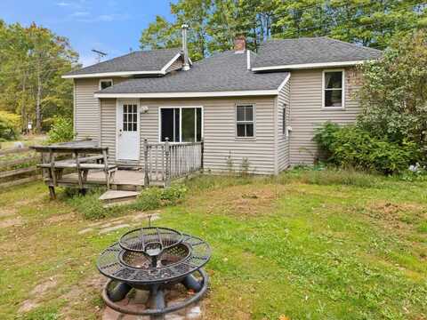 1086 Main Road, Carmel, ME 04419
