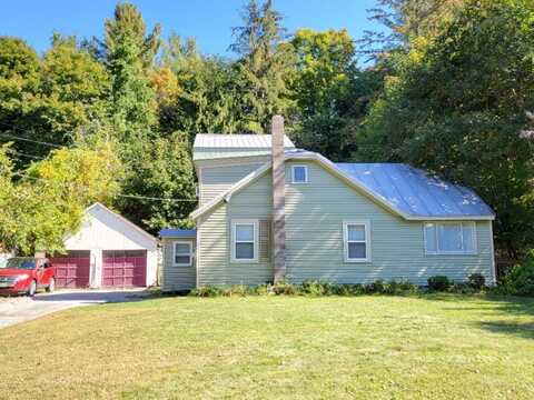 121 Spruce Lane, Farmington, ME 04938