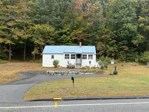 462 Main Street, Dixfield, ME 04224