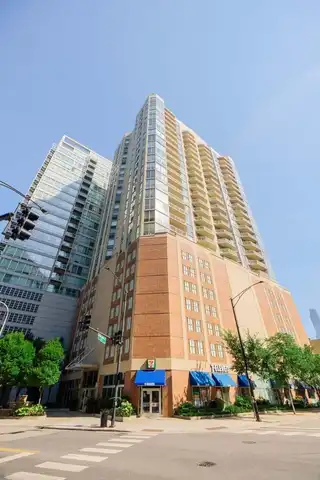645 N KINGSBURY Street, Chicago, IL 60654