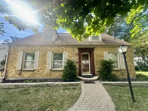 518 Clark Street, Elgin, IL 60123