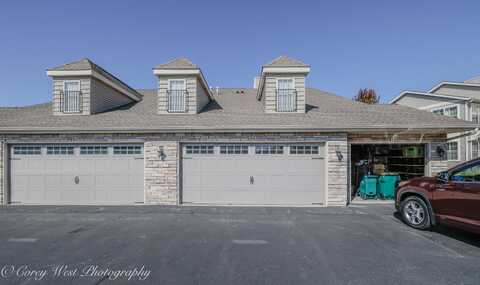 955 Buckingham Drive, Sycamore, IL 60178