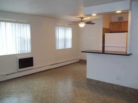 2025 W Granville Avenue, Chicago, IL 60659