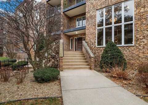 467 HIAWATHA Trail, Wood Dale, IL 60191