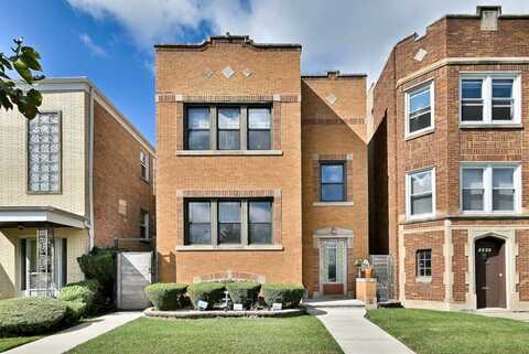 5028 N Parkside Avenue, Chicago, IL 60630
