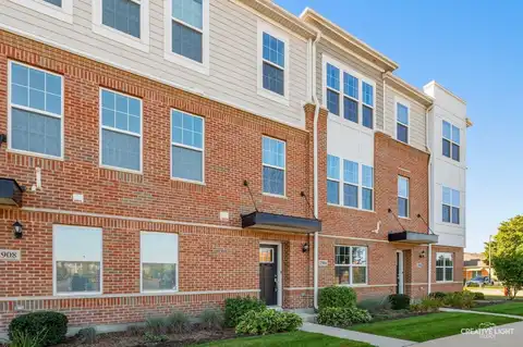 2906 REFLECTION Drive, Naperville, IL 60564