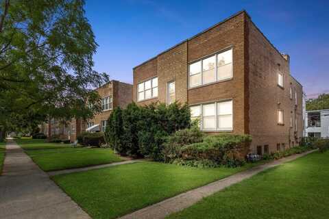 8926 Bronx Avenue, Skokie, IL 60077