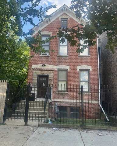 2829 W Polk Street, Chicago, IL 60612