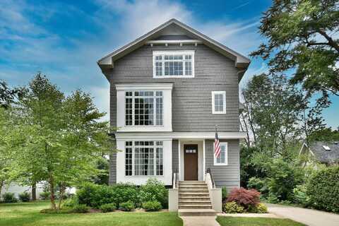 296 N Maple Avenue, Elmhurst, IL 60126
