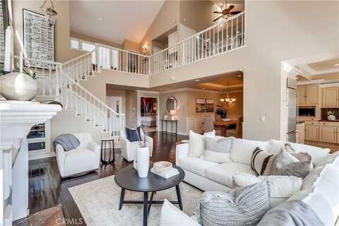 6032 Avenida De Castillo, Long Beach, CA 90803