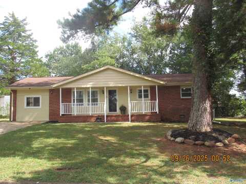 6202 Valley Park Drive, Huntsville, AL 35810