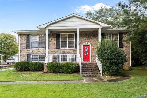 5003 Ortega Circle NW, Huntsville, AL 35810