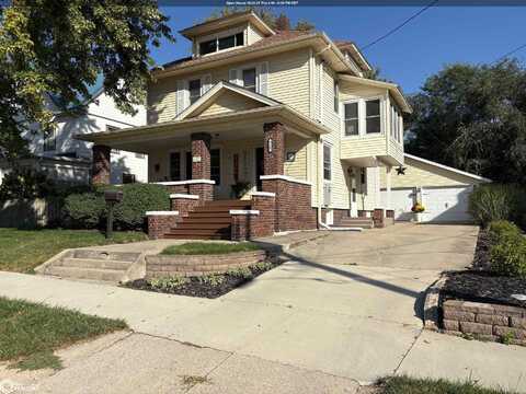 516 Hickory Street, Iowa Falls, IA 50126