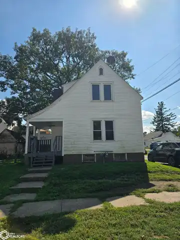 1609 Pine Street, Burlington, IA 52601