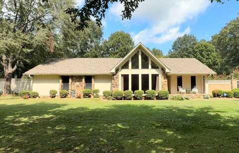 113 Woodson Street, Bruce, MS 38915