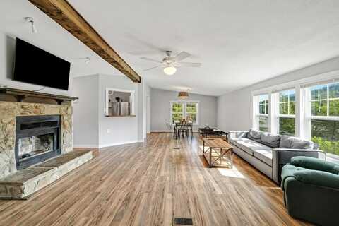 1330 Old Northcutt Road, Ellijay, GA 30540