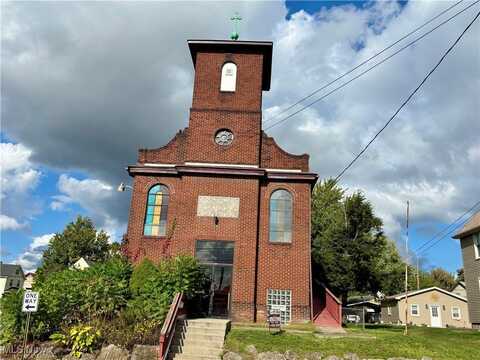 32 Linden Avenue, Niles, OH 44446