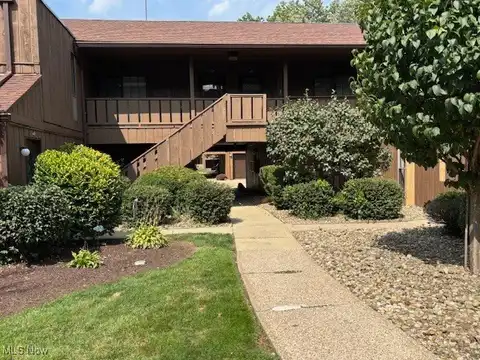 33803 Electric Boulevard unit: H-20, Avon Lake, OH 44012
