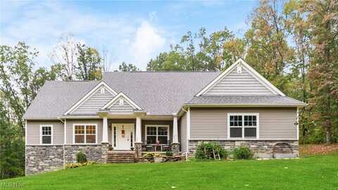 9913 Perryton Rd, Frazeysburg, OH 43822