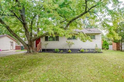 5653 Vickie Lane, Bedford, OH 44146