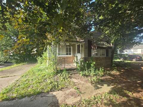 146 Hermann Street, Barberton, OH 44203
