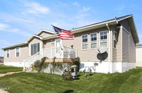 1710 35th Street West, Williston, ND 58801