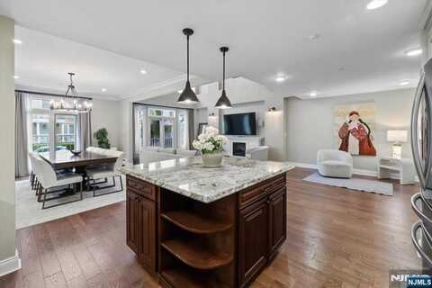 208 Shearwater Court 15, Jersey City, NJ 07305