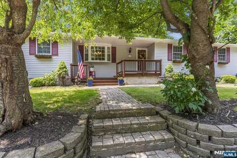 130 Lake Iliff Road, Andover Twsp, NJ 07860