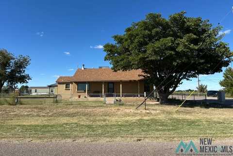 4601 W Mcgaffey Street, Roswell, NM 88203