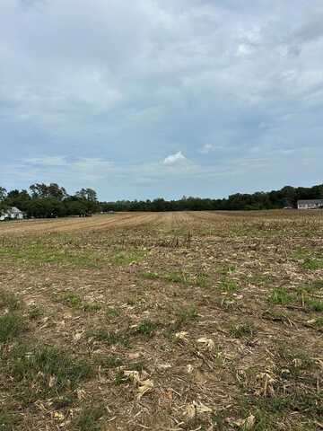 52-46 Beulah Ln, Warsaw, VA 22572