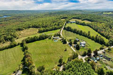 22 N Town Farm Road, Oxford, ME 04270