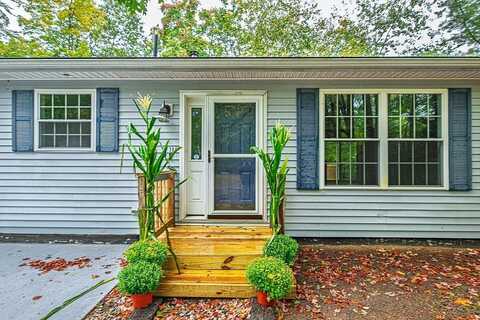 384 Cross Road, Rochester, NH 03867