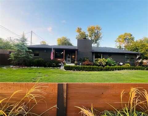 1717 E 36th Street, Tulsa, OK 74105