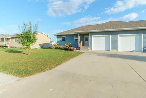 931 CAMPBELL ST, No. Sioux City, SD 57049
