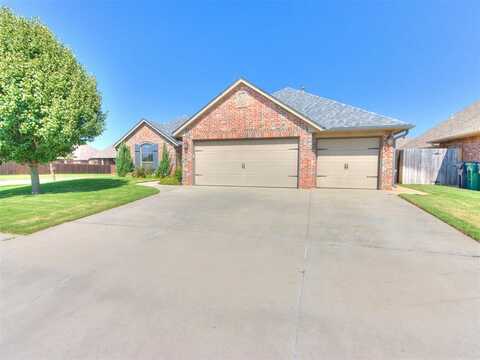 9041 NW 82nd Street, Yukon, OK 73099