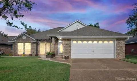 2212 Middle Creek Boulevard, Bossier City, LA 71111