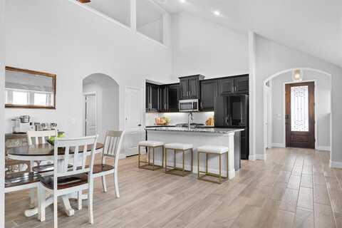 2900 Emerald Trace Drive, Denton, TX 76226
