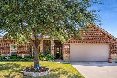 2932 Saddle Creek Drive, Fort Worth, TX 76177