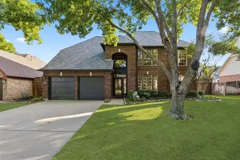 1917 Waterford Drive, Grapevine, TX 76051