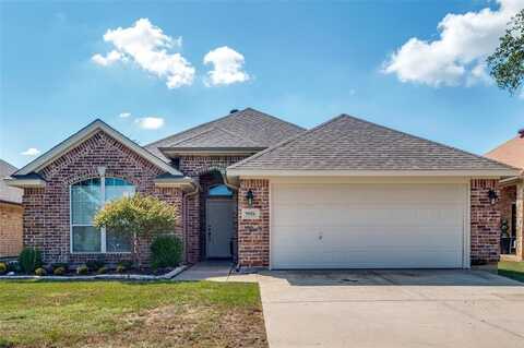 9016 Winding River Drive, Fort Worth, TX 76118