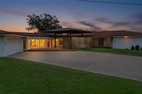 616 W Baylor Street, Weatherford, TX 76086