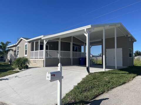 902 Questa Avenue, #628, Venice, FL 34285
