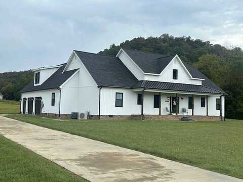 205 Camden Ct., Burkesville, KY 42717