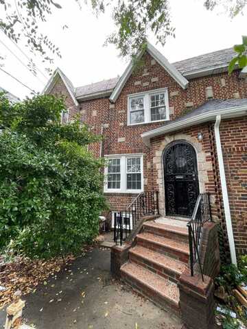 128-05 116th ave, South Ozone Park, NY 11420
