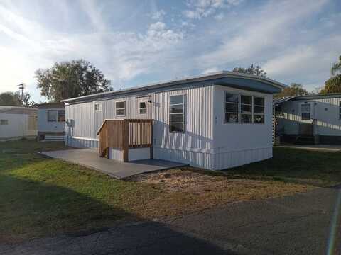 32405 Beach Park Rd, Leesburg, FL 34788