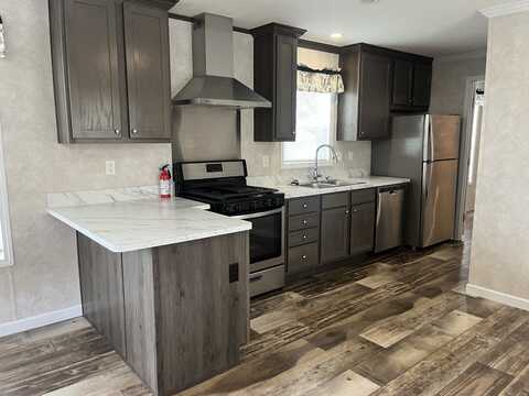 14 Canary Hill Drive, Orion Township, MI 48359