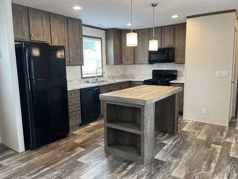 46 Sparrow Hill Drive, Orion Township, MI 48359